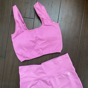 Forever 21 Active Seamless Pink Legging (L) and Sports Bra Set (M)